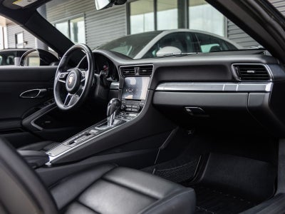 2019 Porsche 911 Carrera