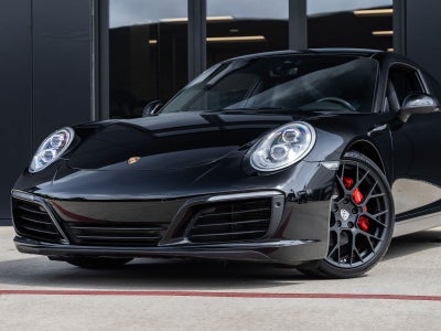2019 Porsche 911 Carrera