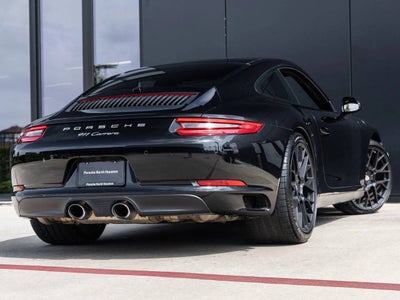2019 Porsche 911 Carrera