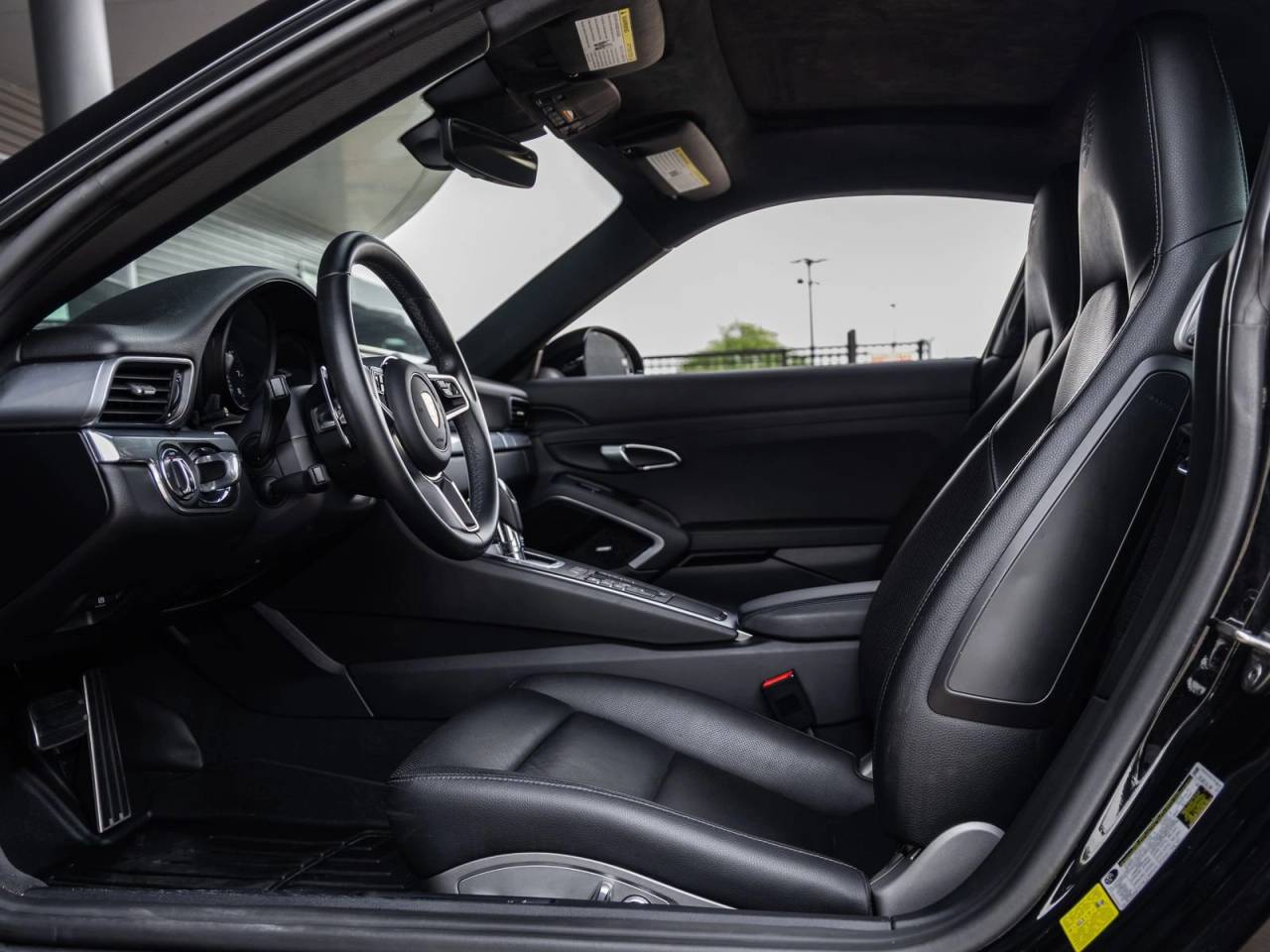 2019 Porsche 911 Carrera