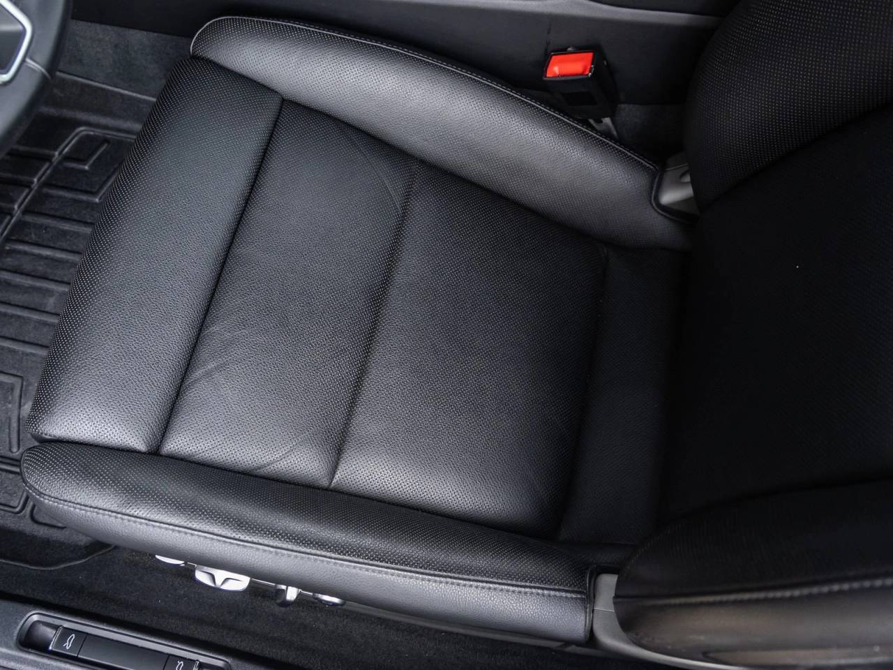 2019 Porsche 911 Carrera