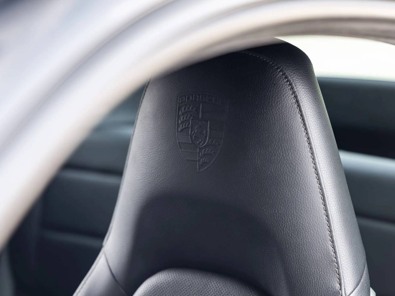 2019 Porsche 911 Carrera