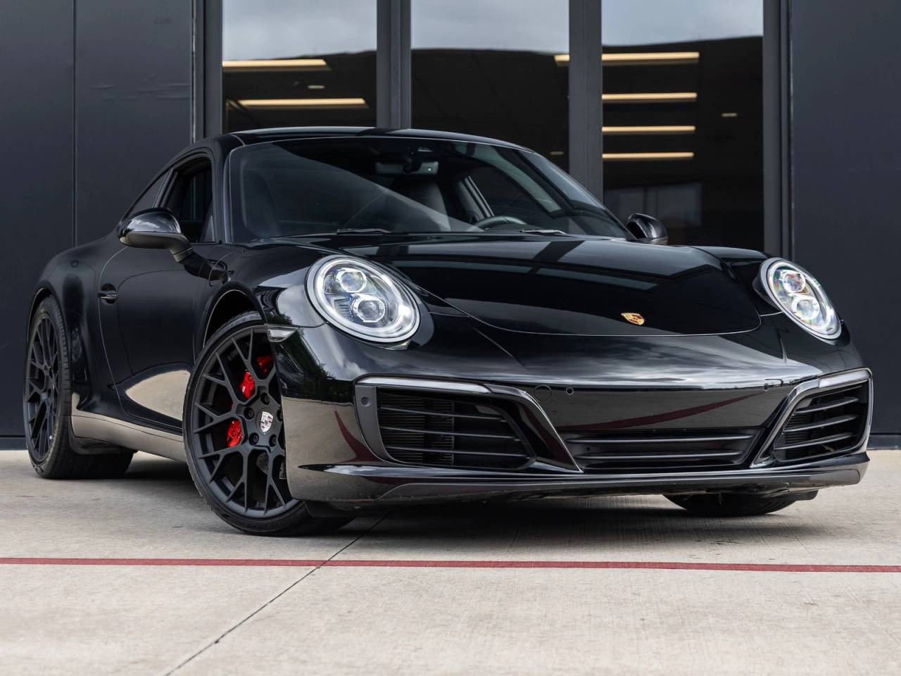2019 Porsche 911 Carrera