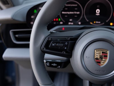 2025 Porsche Taycan Taycan