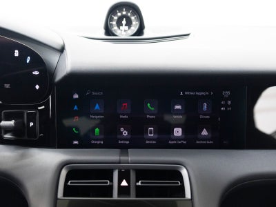 2026 Porsche Taycan 4