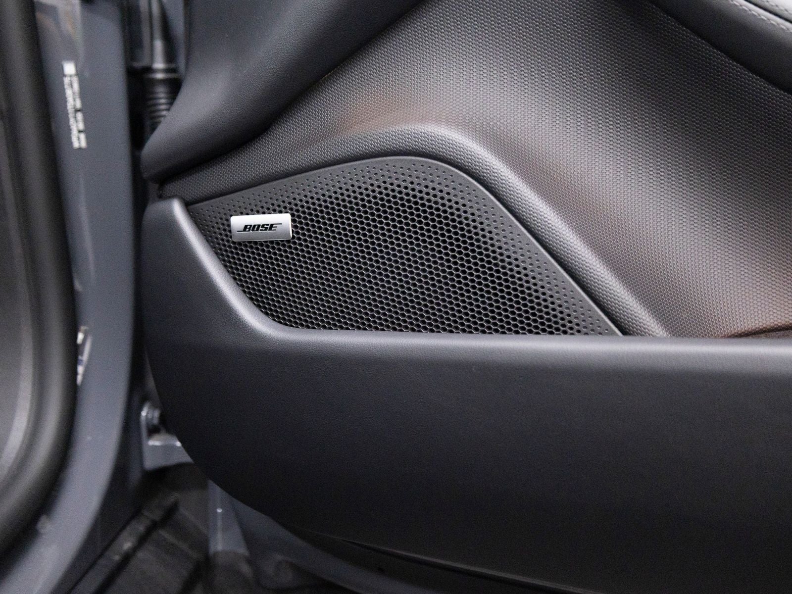 2026 Porsche Taycan 4