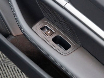 2026 Porsche Taycan 4