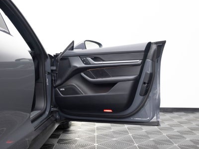 2026 Porsche Taycan 4