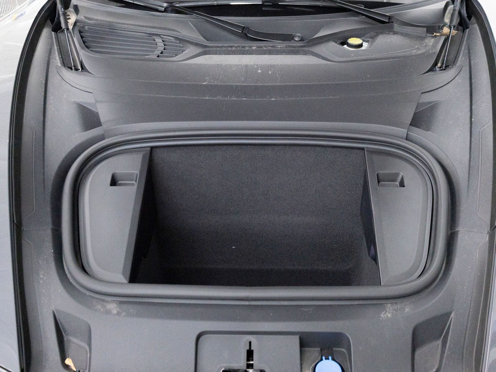 2026 Porsche Taycan 4