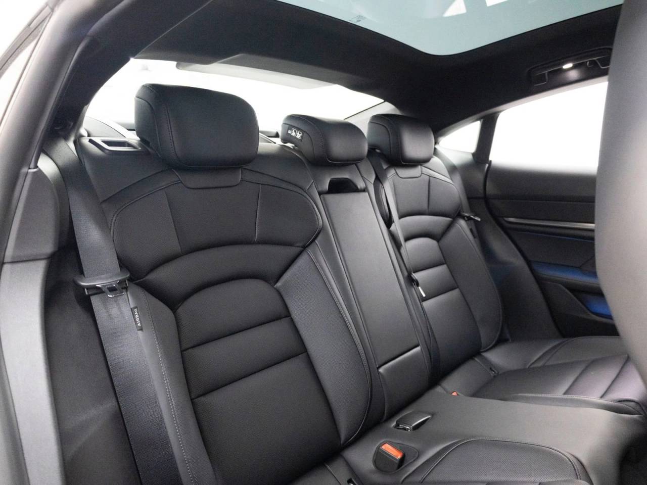 2026 Porsche Taycan 4