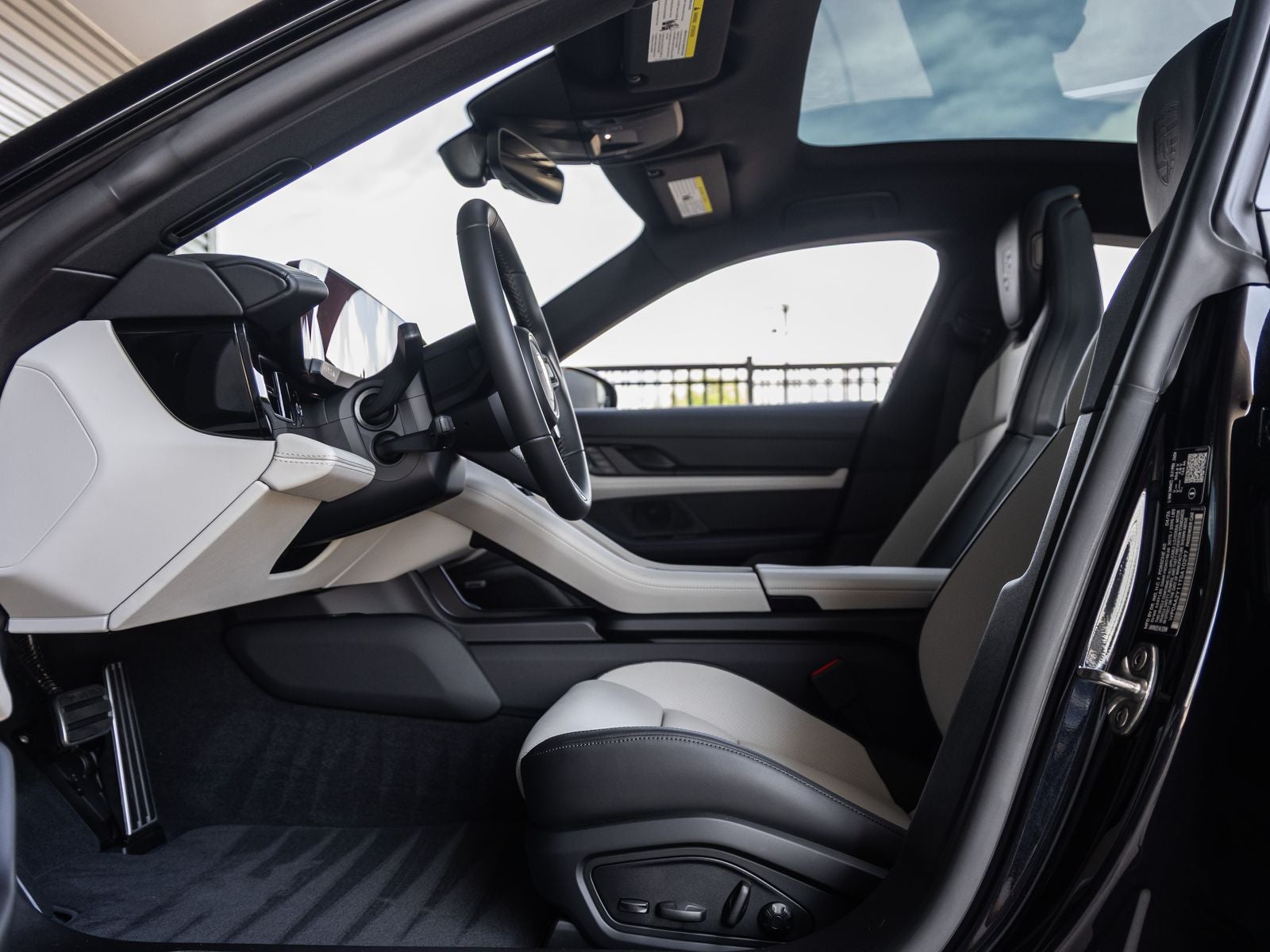2026 Porsche Taycan 4 Black Edition