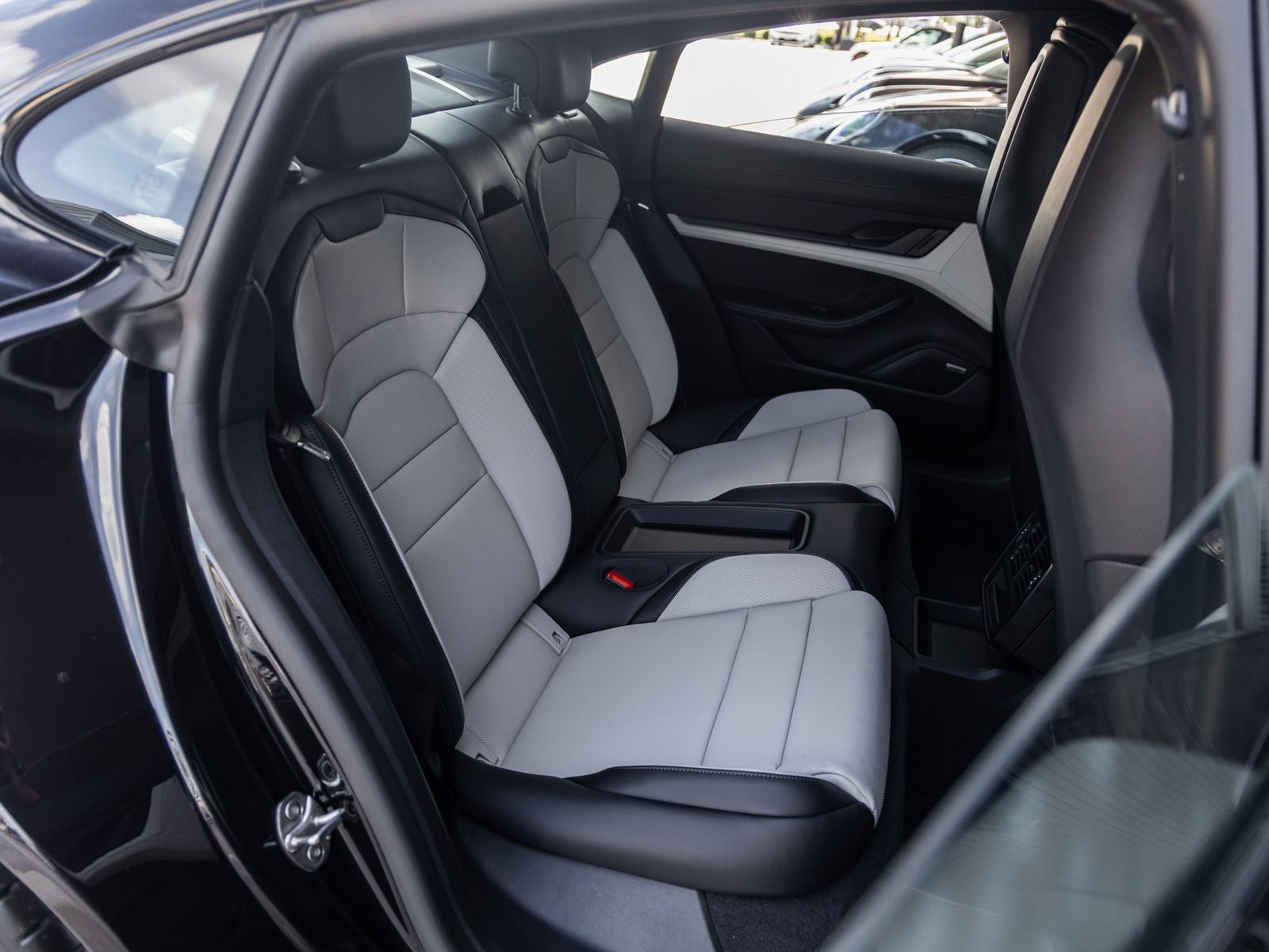2026 Porsche Taycan 4 Black Edition