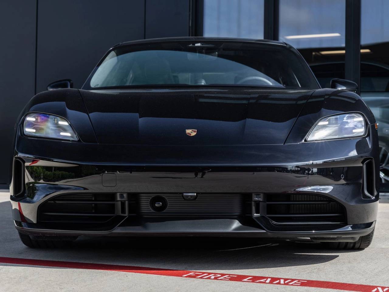 2026 Porsche Taycan 4 Black Edition