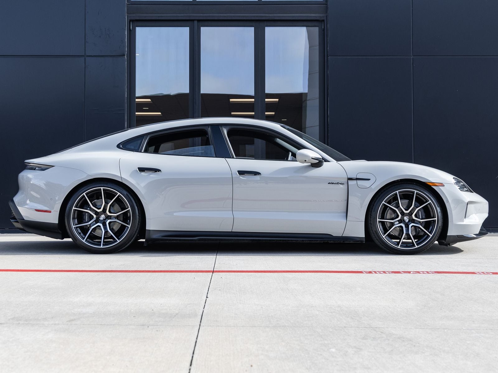 2026 Porsche Taycan Taycan 4