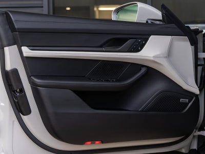 2026 Porsche Taycan Taycan 4