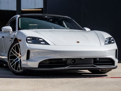 2026 Porsche Taycan 4