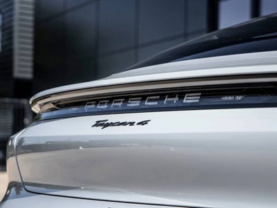 2026 Porsche Taycan 4