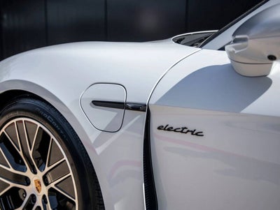 2026 Porsche Taycan 4