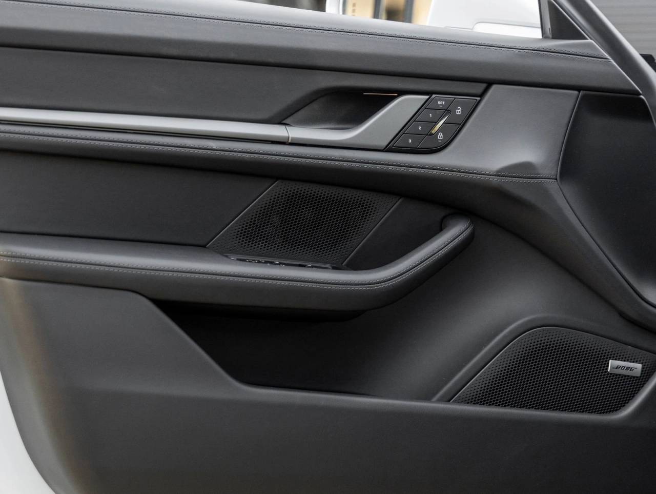 2026 Porsche Taycan 4