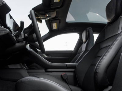 2026 Porsche Taycan 4