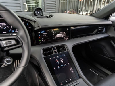 2026 Porsche Taycan 4 Black Edition