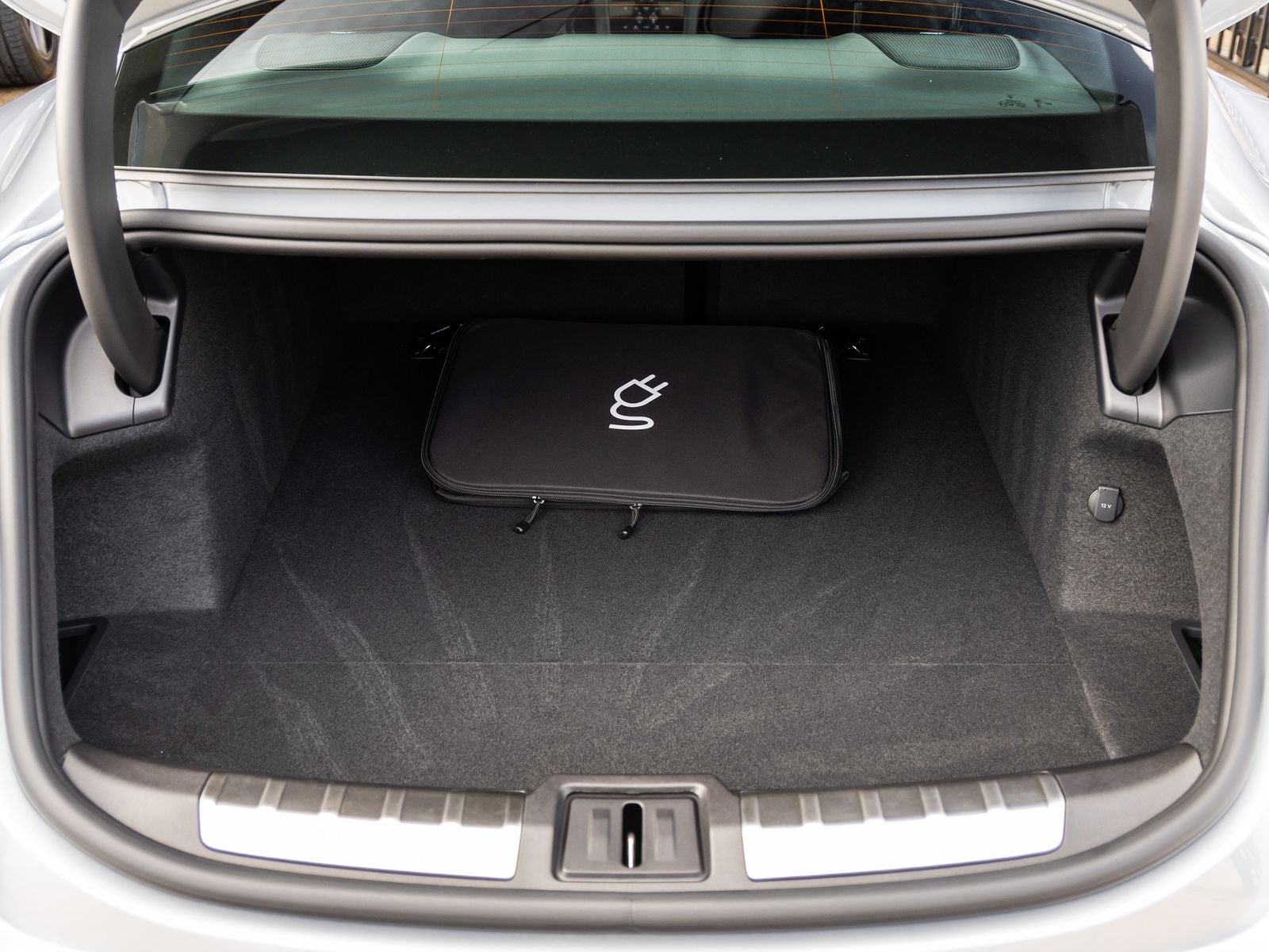 2026 Porsche Taycan 4 Black Edition