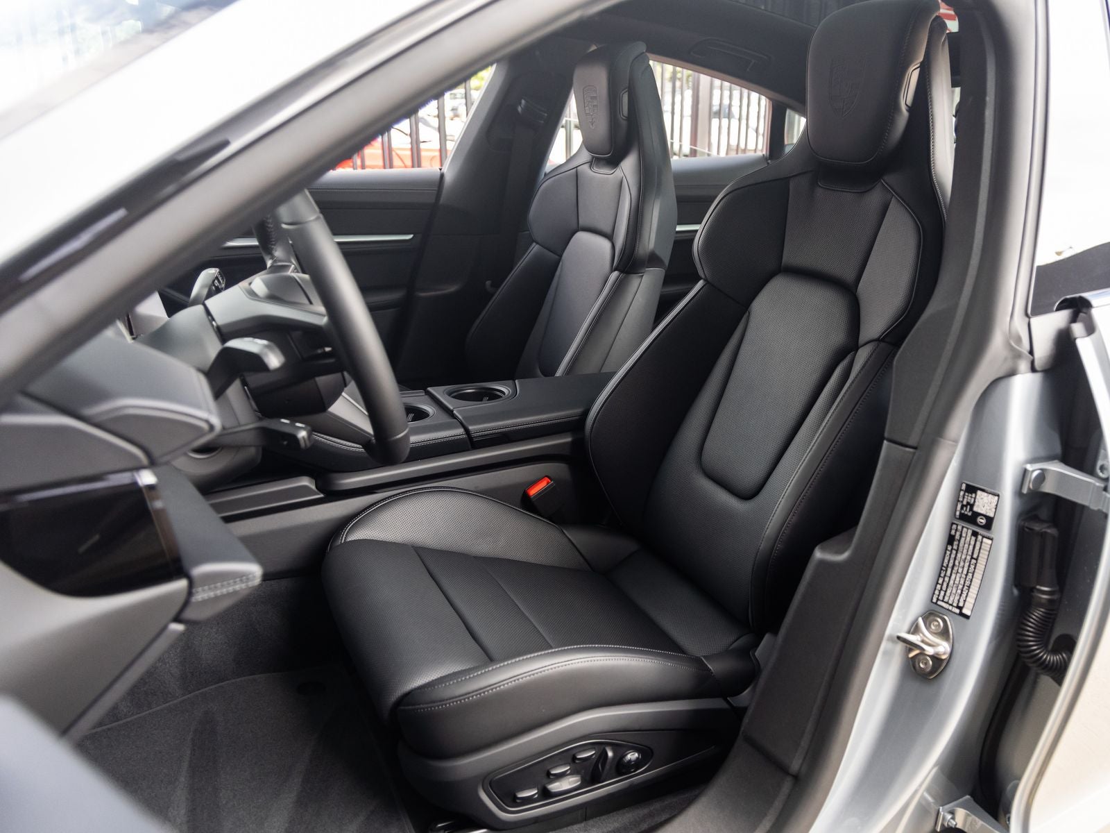 2026 Porsche Taycan 4 Black Edition
