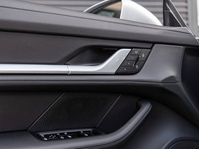 2026 Porsche Taycan 4 Black Edition
