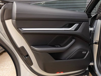 2026 Porsche Taycan 4 Black Edition