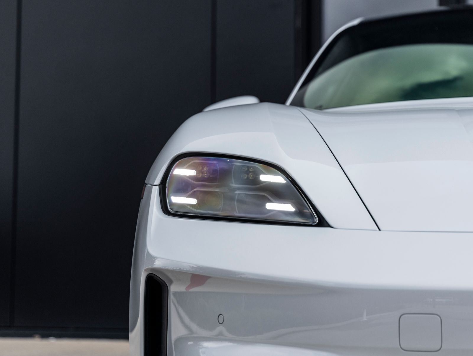 2026 Porsche Taycan 4