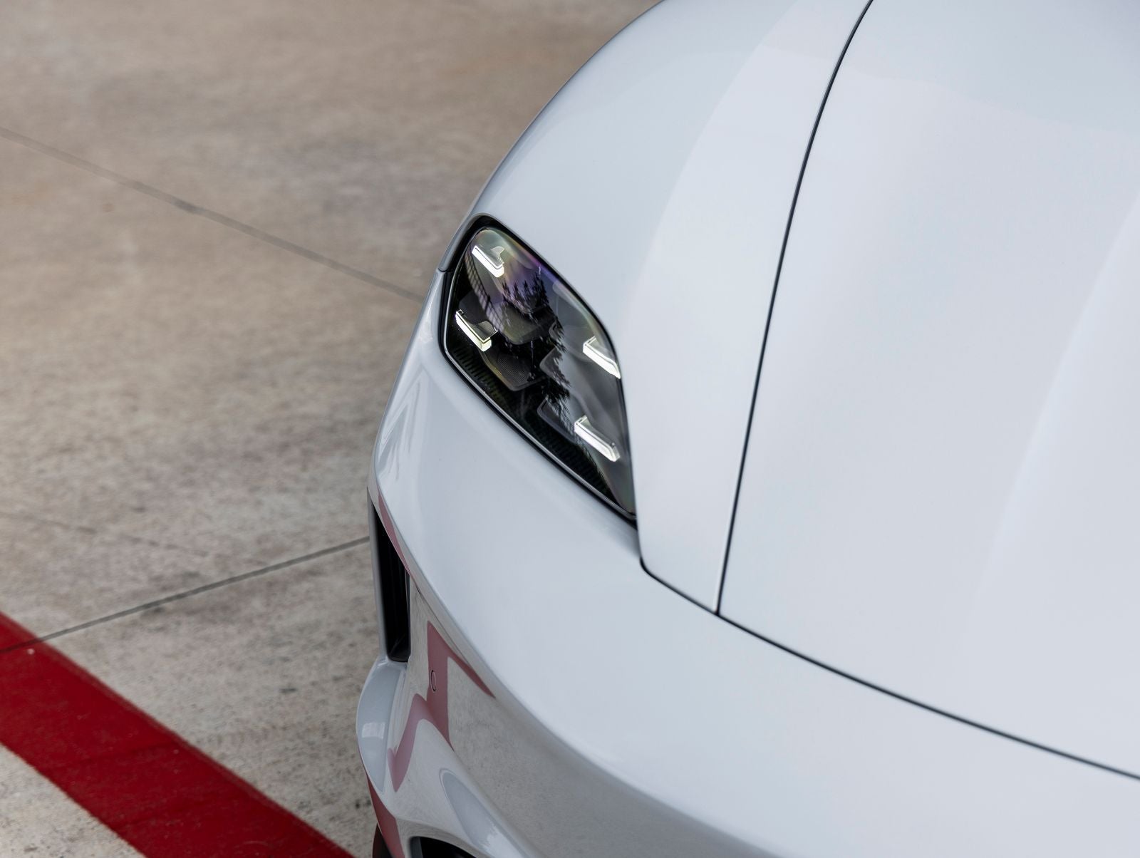 2026 Porsche Taycan 4