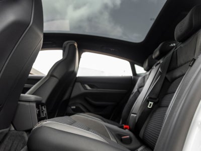 2026 Porsche Taycan 4