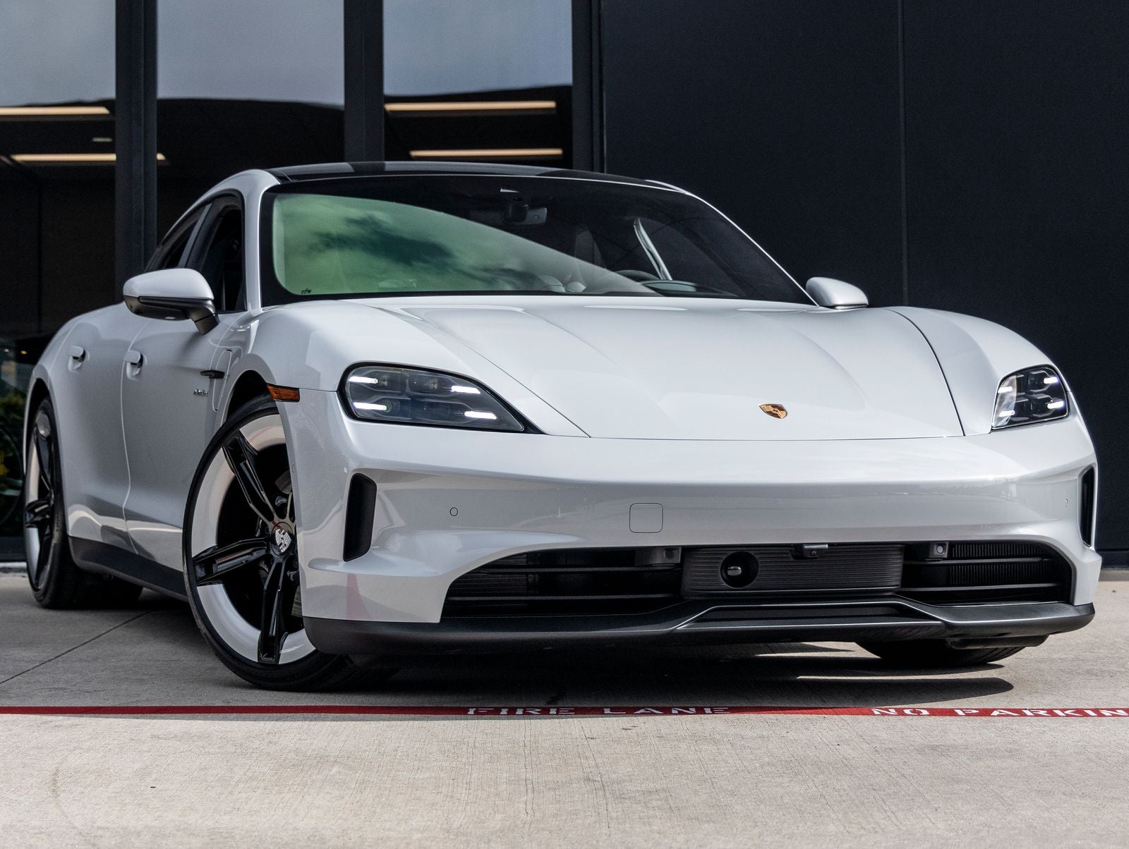 2026 Porsche Taycan 4