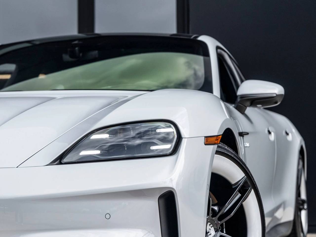 2026 Porsche Taycan 4