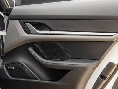 2026 Porsche Taycan 4