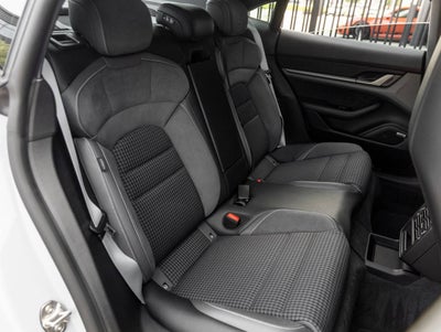2026 Porsche Taycan 4