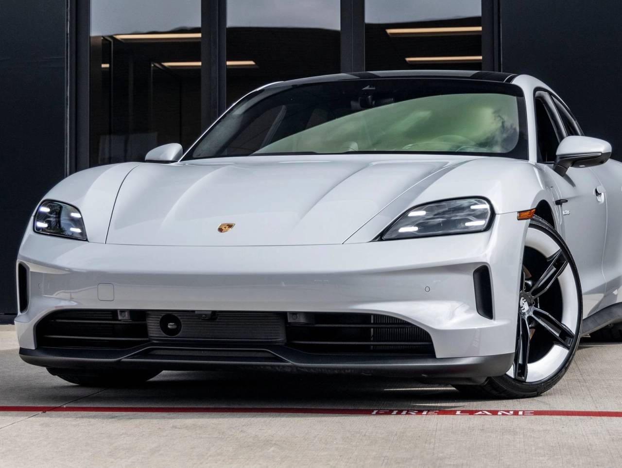 2026 Porsche Taycan 4