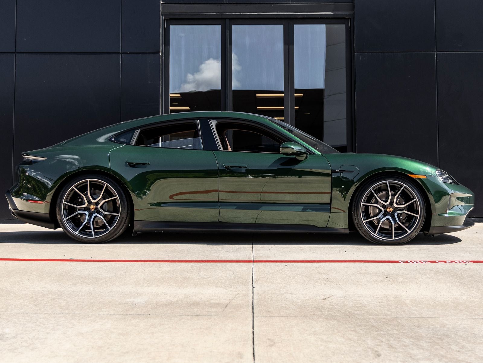 2026 Porsche Taycan 4