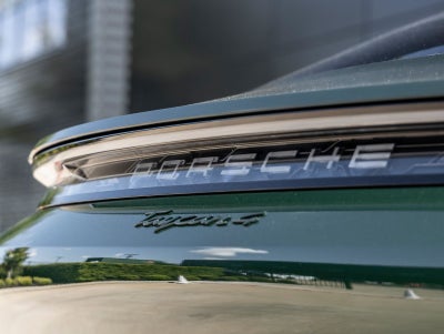 2026 Porsche Taycan 4