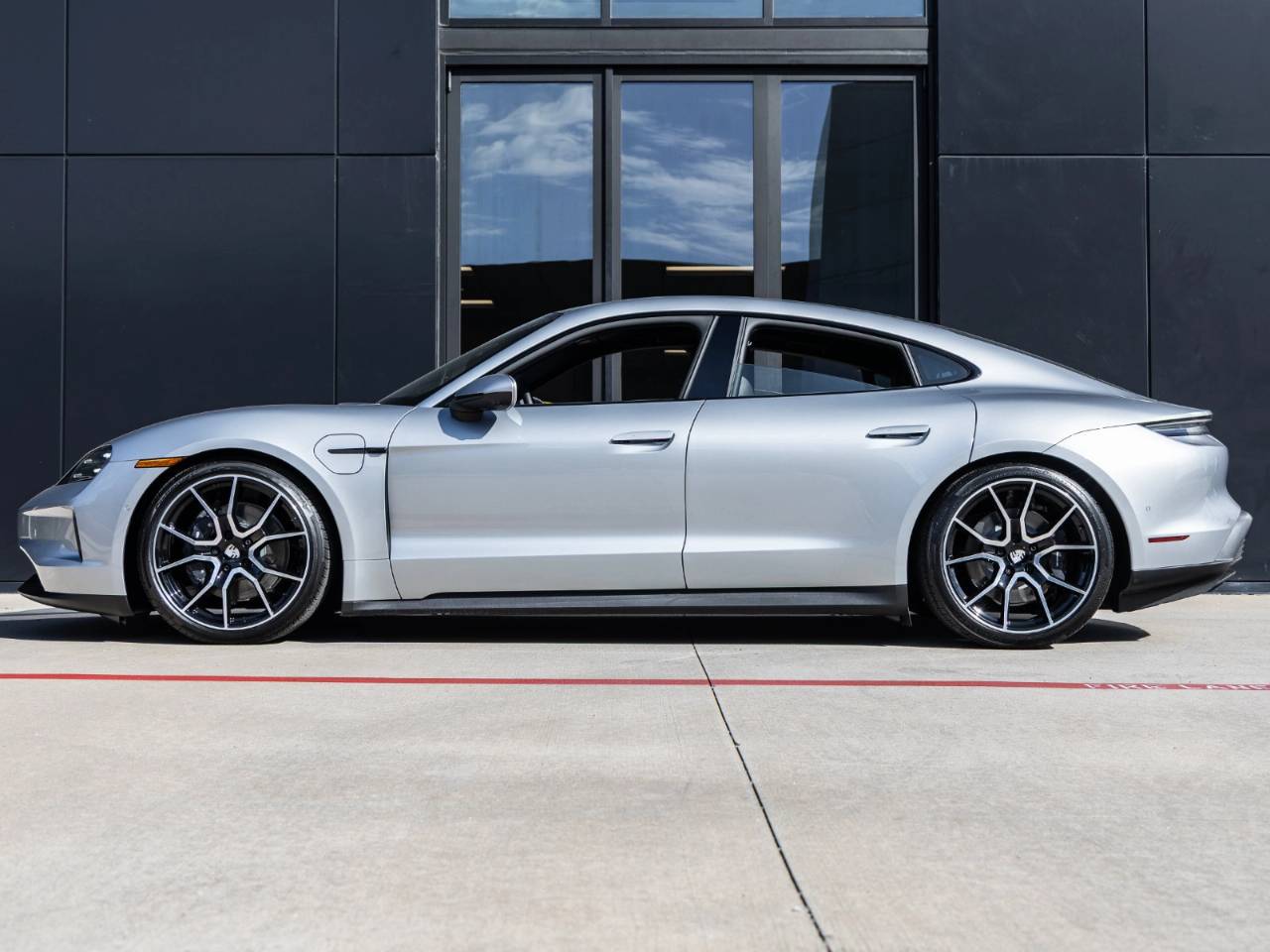 2026 Porsche Taycan Taycan 4
