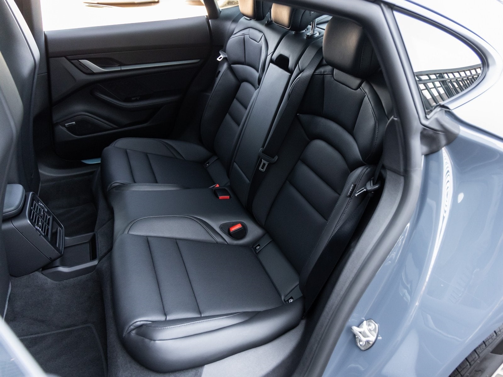 2026 Porsche Taycan 4 Taycan 4