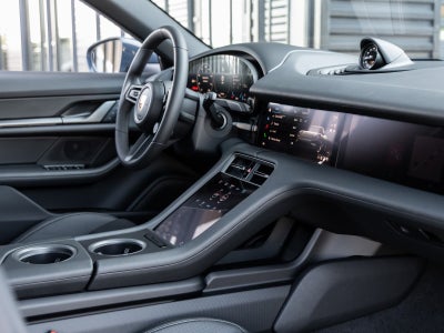 2026 Porsche Taycan 4 Taycan 4