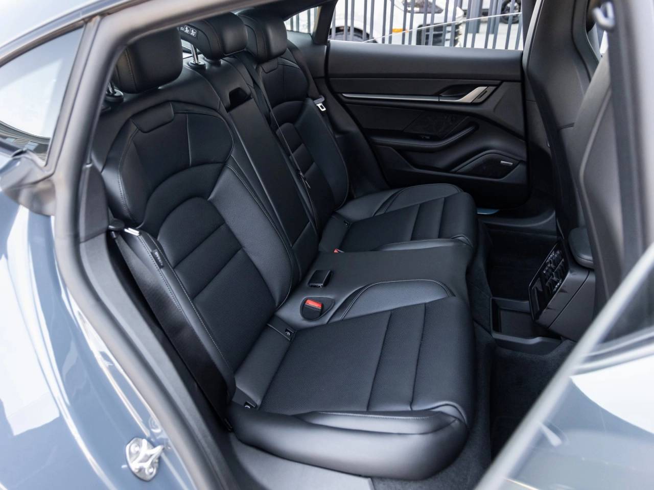 2026 Porsche Taycan 4 Taycan 4