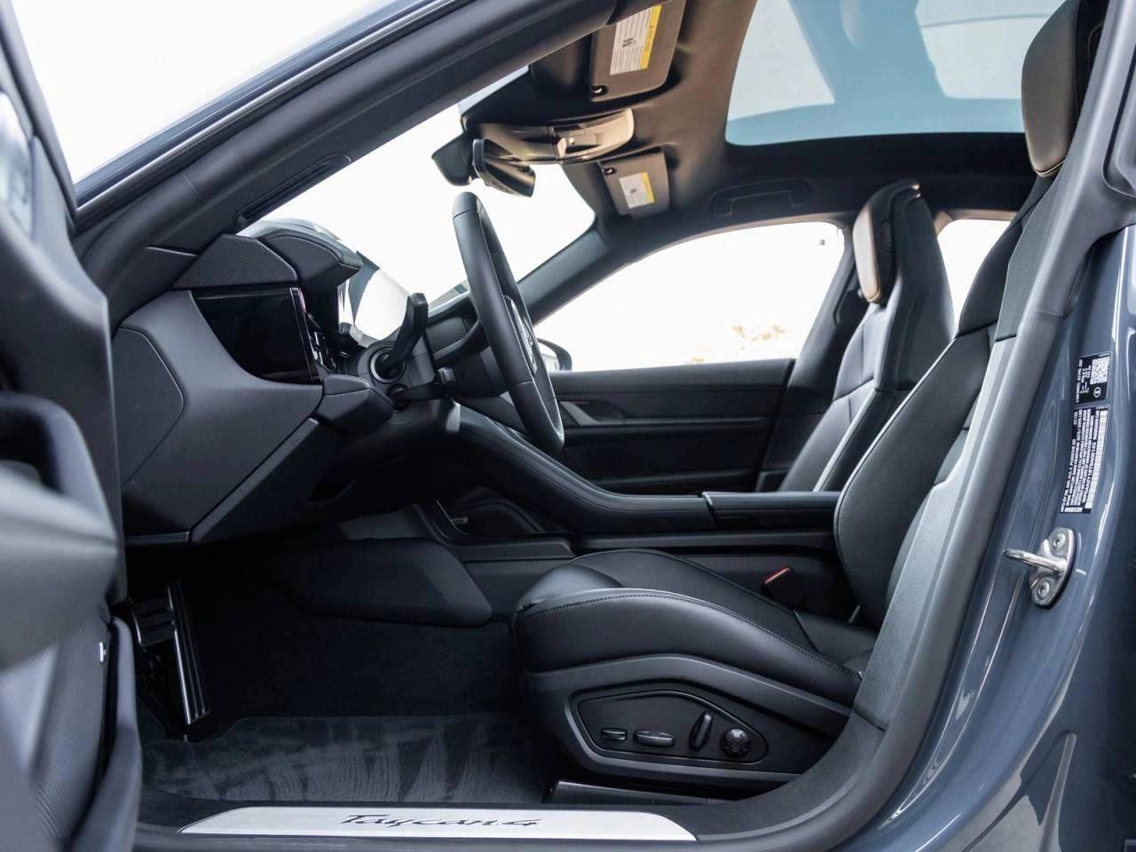 2026 Porsche Taycan 4 Taycan 4