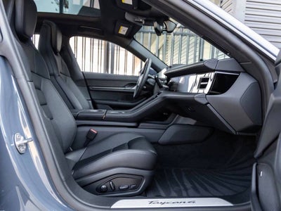 2026 Porsche Taycan 4 Taycan 4