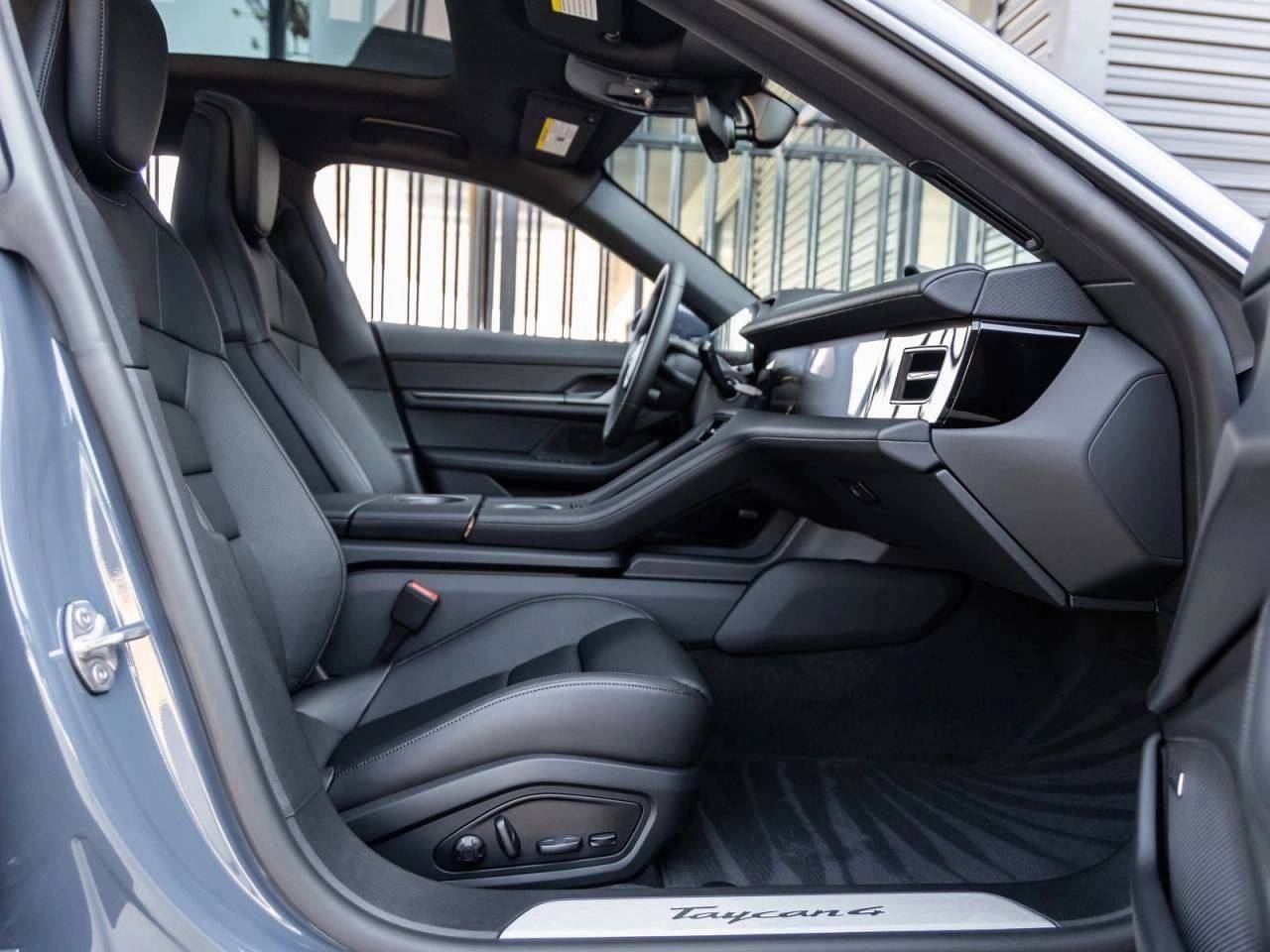 2026 Porsche Taycan 4 Taycan 4