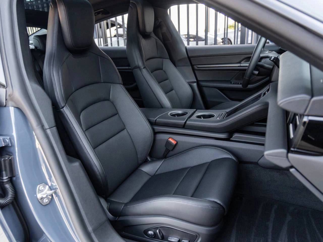 2026 Porsche Taycan 4 Taycan 4