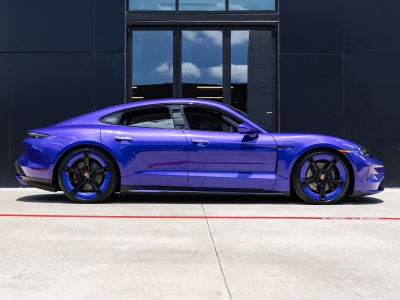2026 Porsche Taycan Black Edition