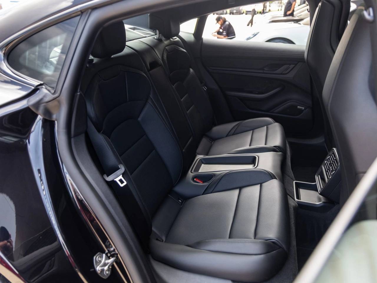 2026 Porsche Taycan Black Edition