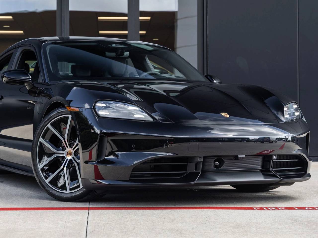 2026 Porsche Taycan Black Edition